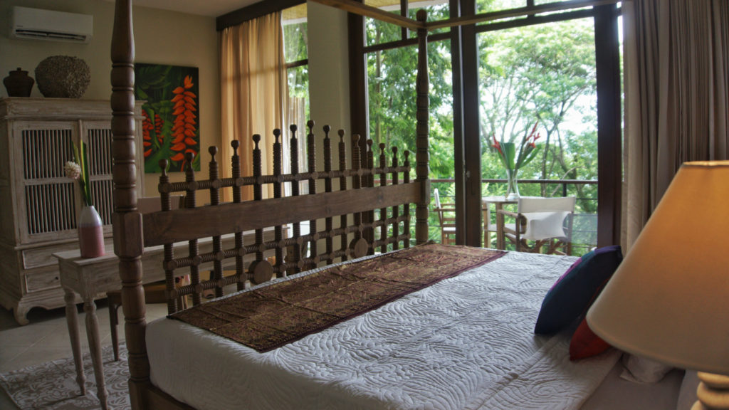 Each bedroom in the Casa Dos Vistas has air conditioning. 