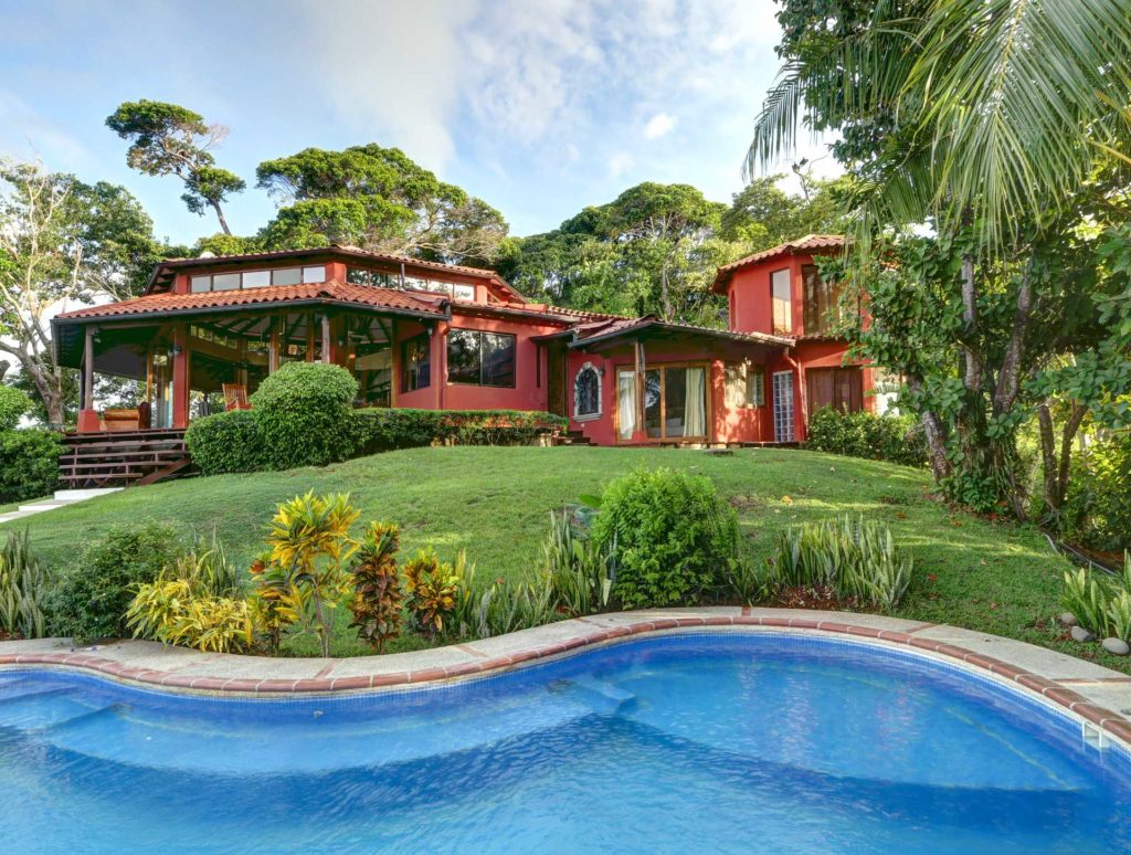 luxury-private-villa-beautiful-design