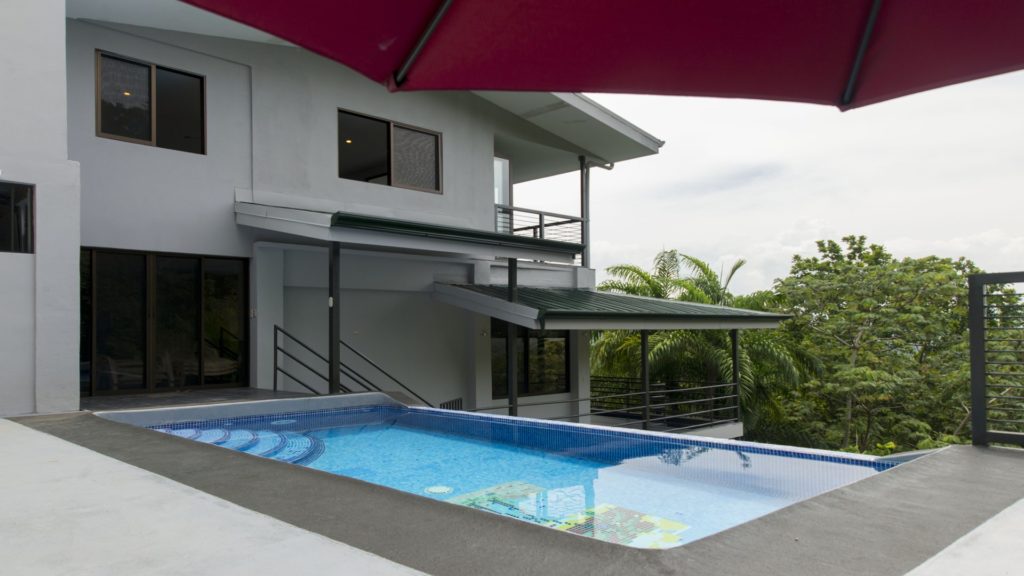 Your private pool looks out over the vibrant rainforest of Manuel Antonio that embraces the property.
