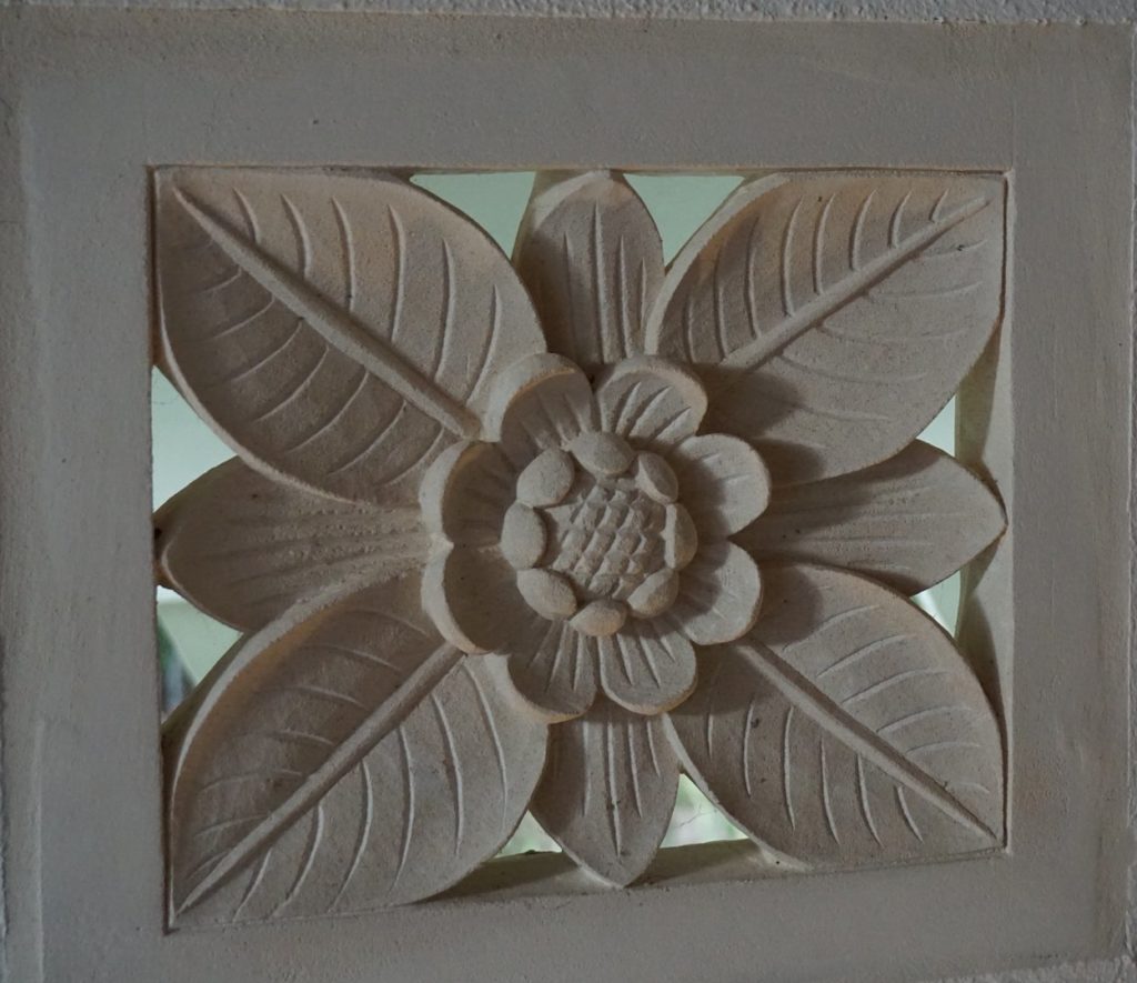 This stunning detail shows the 
incredible skill of the local craftsmen.