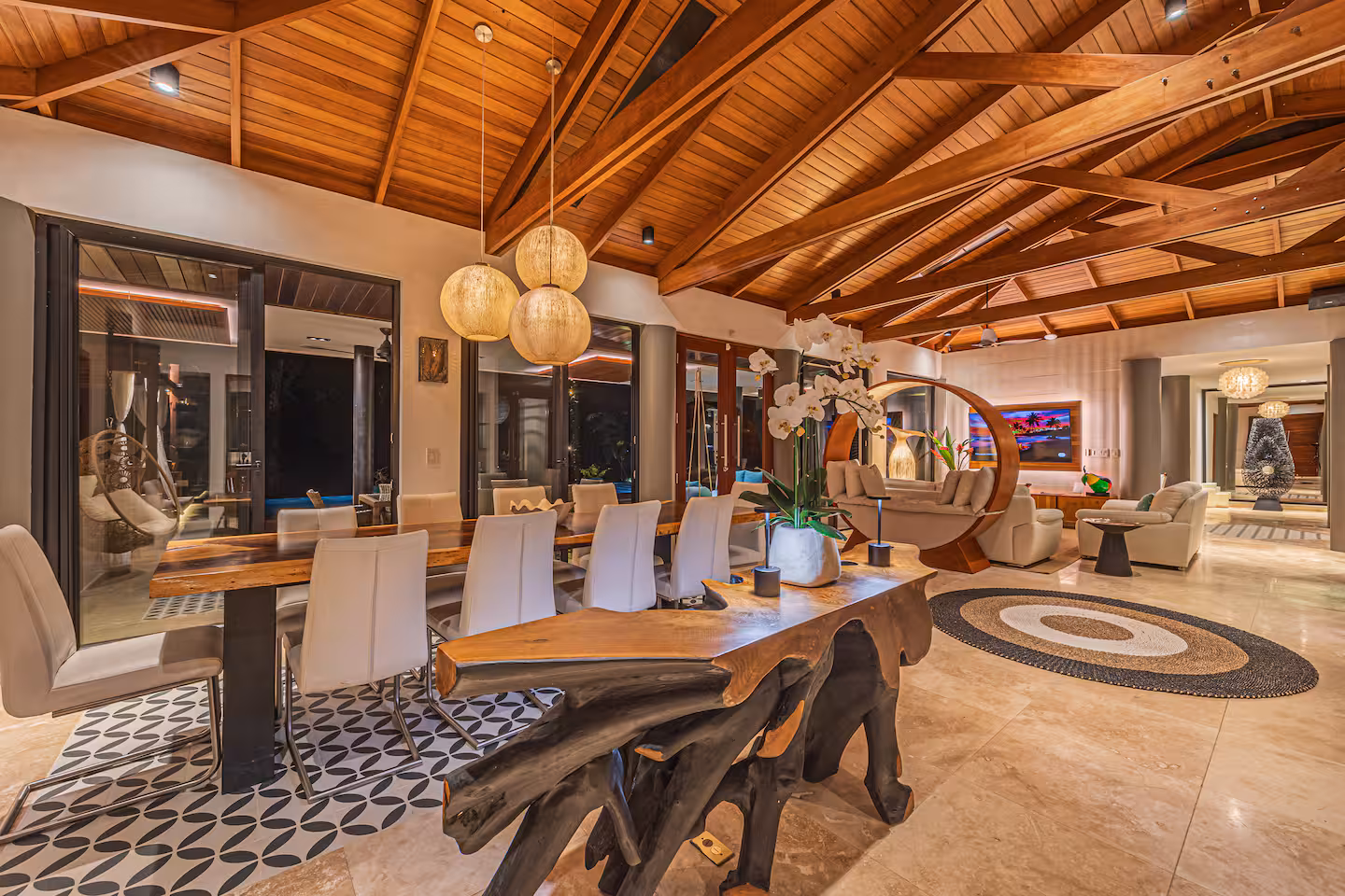 Large dining and living area with seating for groups in a villa near Dominical, Costa Rica.