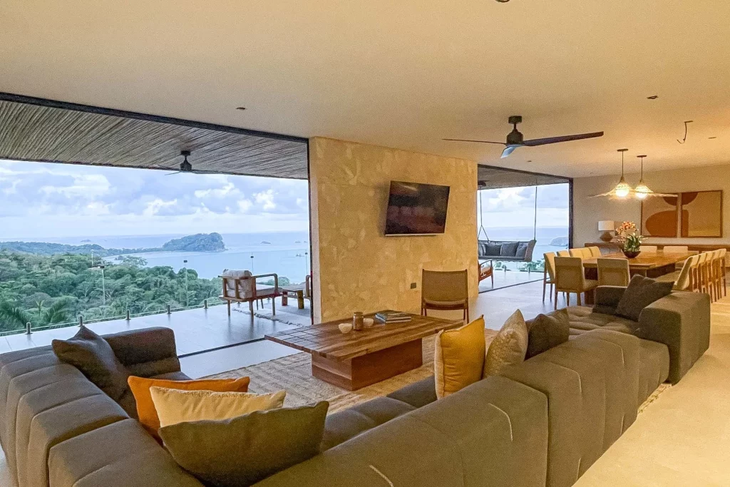 luxury-ocean-view-sitting-area