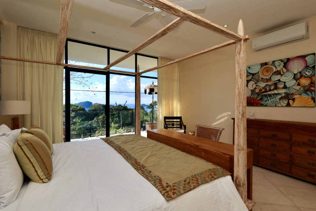 Sophisticated comfort with exclusive ocean and jungle views of Manuel Antonio.