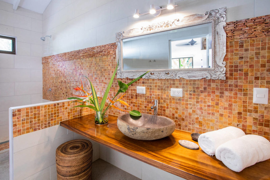 This large bathroom shows how the villa has been carefully and tastefully designed with handcrafted natural materials.